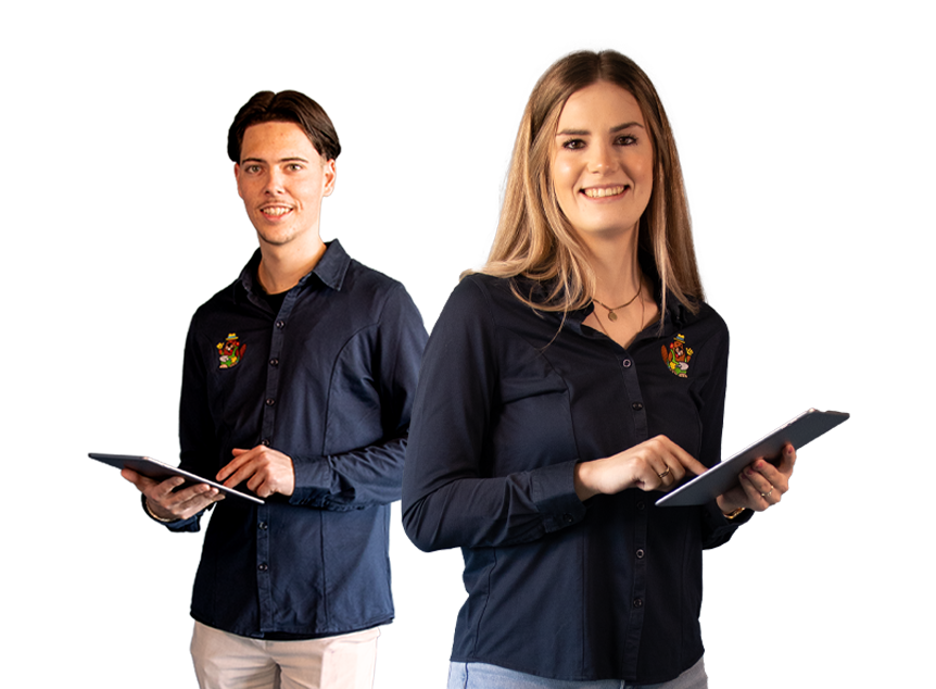 Twee collega&rsquo;s van onze klantenservice