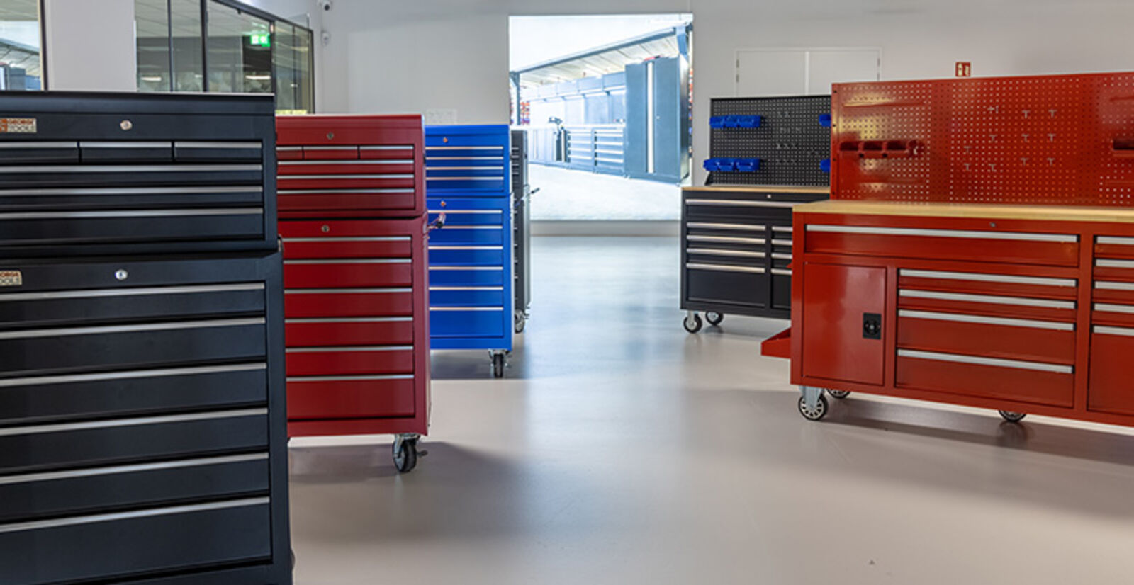 Showroom van George at Work in Someren